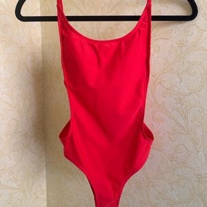 NWOT Sunnyco one piece swimsuit 😎